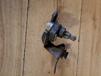 Клапан вакууму 0004701693 mercedes w203 sport coupe 2.0 компресор фото №1