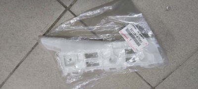 Toyota prius iii plug-in hybrid направляющая бампера правый перед 52115-47041 новый фото №1