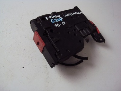 Клема плюсова mercedes e-klasa w207 2009-2013 фото №1