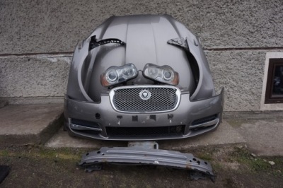 Крила правий kompletny перед jaguar xf фото №1