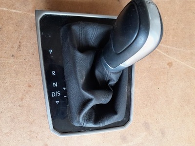 РУЧКА ЧЕХОЛ ПЕРЕДАЧ 3G1713203C VW PASSAT B8