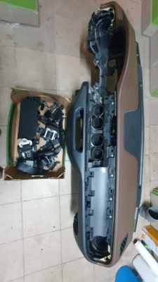 Панель  подушка безпеки ремені mercedes w470 x klasa оригінал фото №1