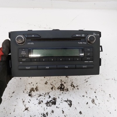 Toyota auris 1 i радио заводской cd 86120-1a230 фото №1