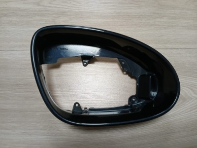 Mercedes cls w219 c219 корпус рамка правого зеркало оригинальный номер фото №1