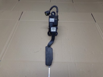 Потенциометр педаль газа hyundai tucson 1 2.0 crdi фото №1