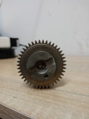 Vw t6 crafter 2,0tdi вал распределительного вала 03l101e07 фото №1