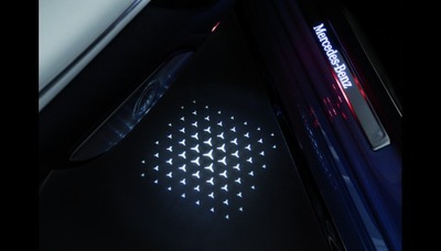 Org. Projektor LCD z animowanym wzorem Mercedes