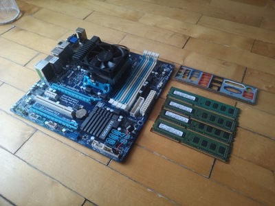 Gigabyte GA-A75M-UD2H + Athlon A4-3400 + 4GB DDR3