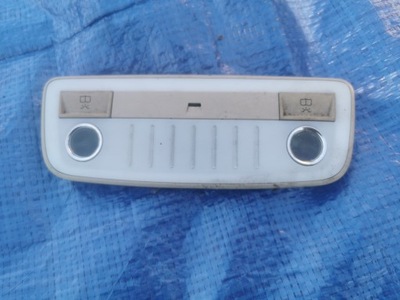 Mercedes w212 лампа стельовий задня a2128205001 фото №1