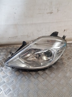 Лампа ліва перед 89006369 citroen c8 europa фото №1