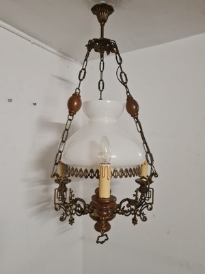 Lampa stylowa 4 źrodła światła