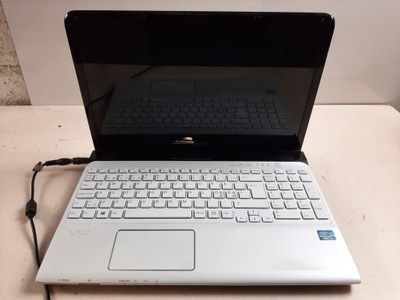 Sony Vaio SVE151J11M i3 (2157124)