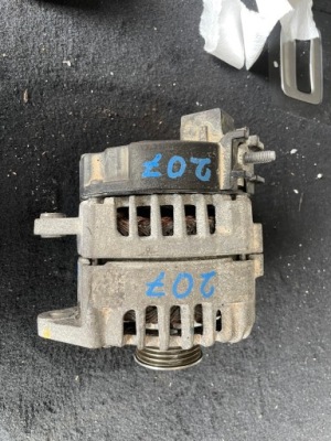 Mercedes 2.0 d генератор a0009063903 фото №1