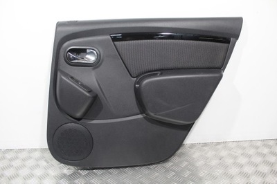 Обшивка двері правий задня duster oroch фото №1