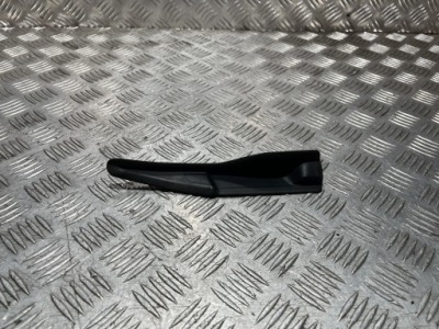 Renault оригінальний номер 668628497r кутик жабо фото №1