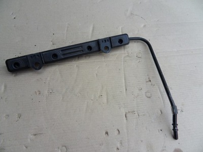 Молдинг впрыскная prius 1.5 16v фото №1