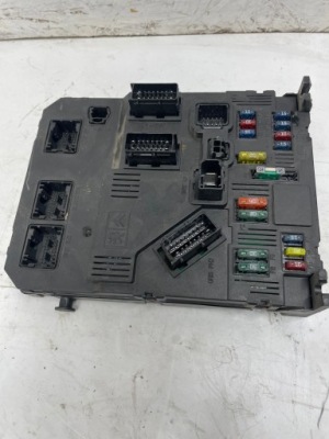 Peugeot 206 2003 модули комфорта фото №1