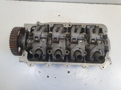 Renault clio iii 1.6 16v головка цилиндров 8200293024 фото №1