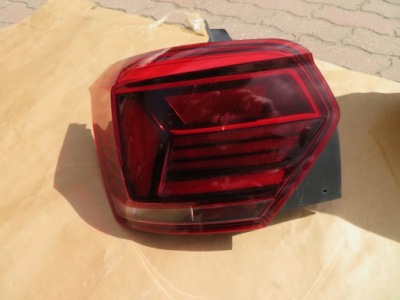 Лампа левая задняя vw polo 6 vi 2g0945095 2g0945111 фото №1