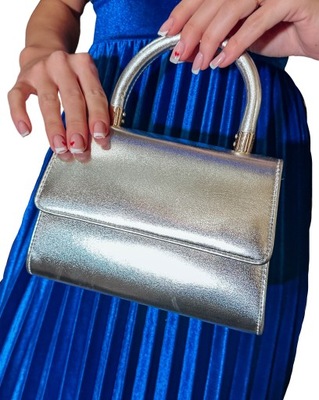 Błyszcząca torebka kuferek Modern srebrna