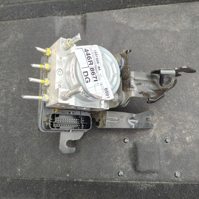 Насос abs dacia sandero iii 1.0 tce автоматична коробка передач фото №1