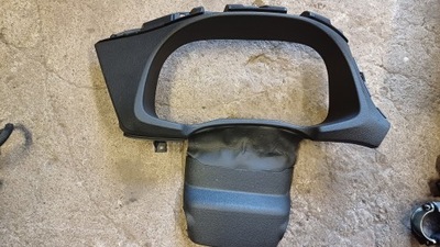 Hyundai tucson iii захист рамка спідометра 84721-d7000 фото №1