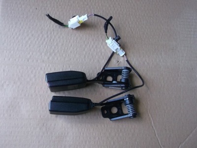 Peugeot 308 cc клипса поперечина задняя фото №1