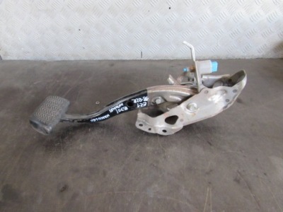 Педаль газа toyota corolla e21 19-23 фото №1