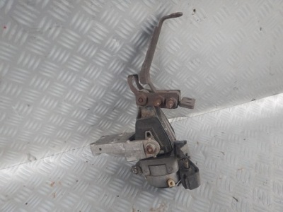 Peugeot 407 607 citroen c6 2.7 hdi кронштейн подушка фото №1