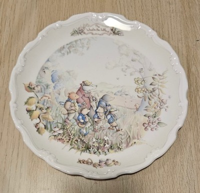 ROYAL ALBERT Talerz porcelanowy The Wind in the Willows