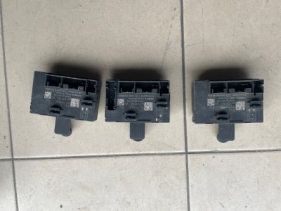 Модуль блок керування двері 5q4959395e 5q4959595e 5q4959592e фото №1