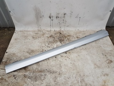 Mercedes w204 накладка поріг права a2046900440 фото №1