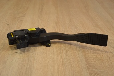 Педаль газа потенциометр captiva antara 2.2 фото №1