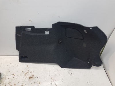 Volvo xc40 обшивка обивка багажника правый фото №1