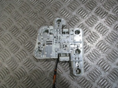 Вкладиш лампи правий задня volvo s40 1.8 b 04-06 r. фото №1