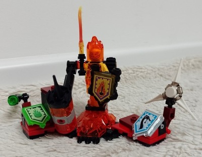 LEGO Nexo Knights 70339 NEXO