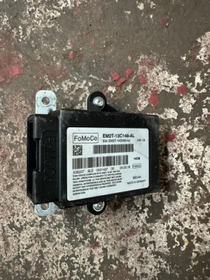 Модуль блок керування світла ford edge ii mk2 em2t-13c148-al фото №1