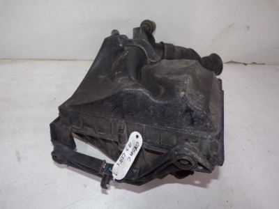 Корпус фільтра повітря corsa c 1.3cdti фото №1