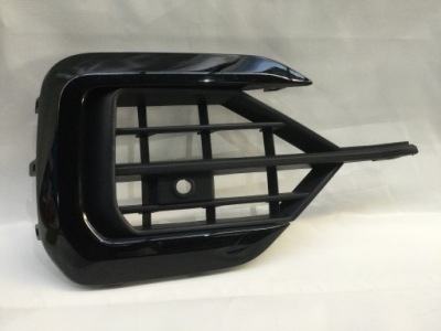 Vw touareg iii r-line решітка права бампер перед 760853664a фото №1