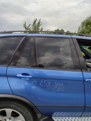 Дверей правий задній bmw x5 e53 335 estorilblau оригінал фото №1