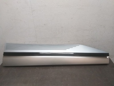 Двері молдинг правий перед hyundai ioniq 5 v 87722-gi100 фото №1