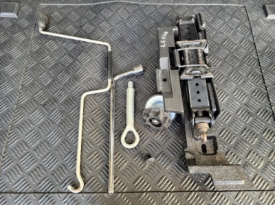 Домкрат подъемник ключ ушко набор lexus ls 460 600 ls460 ls600 iv фото №1