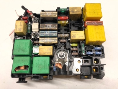 Модуль bsm peugeot 208 i 452585205 хетчбек блок керування фото №1