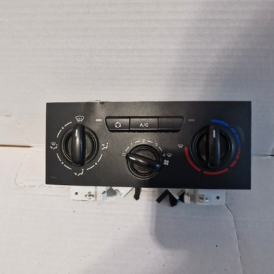 Peugeot partner ii lift панель обдув 9676532480 фото №1