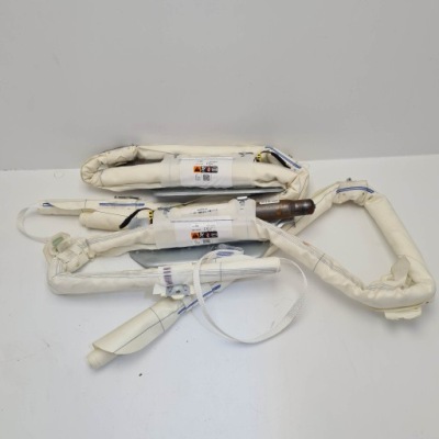 Opel meriva b шторка безопасности левая правая фото №1