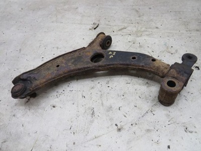 Важіль правий передній перед mazda 3 bm фото №1