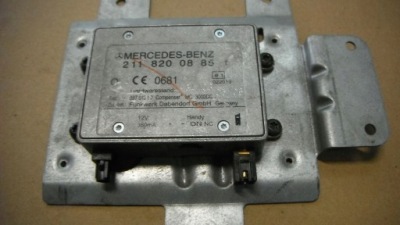 Mercedes r ml усилитель антенны 2118200885 фото №1