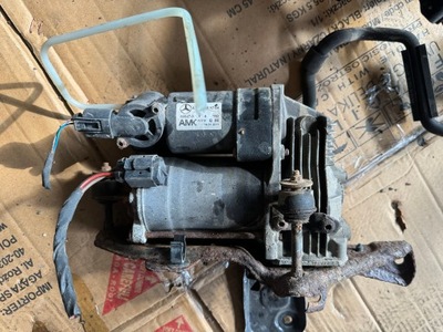 MERCEDES W221 COMPRESSOR COMPRESSOR A2213201704 VERY GOOD CONDITION  