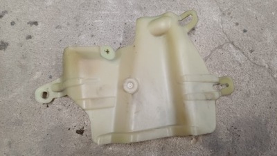 Renault megane iv накладка насоса abs 476935189r фото №1