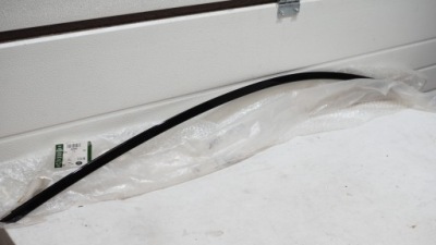 Молдинг дверь jaguar e-pace левая перед фото №1